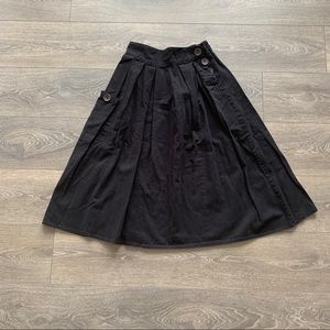 black skirt